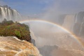 Licht Regenbogen Wasserfall Iguazu Brasilien.jpg
